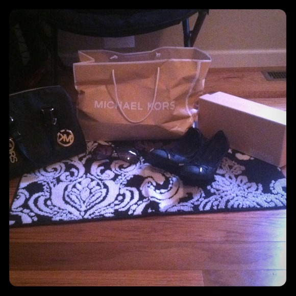 💋NOT FOR SALE! I just love my MK