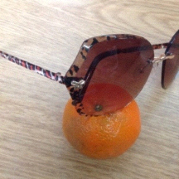 🌹SALE🌹Item 110/6. - Picture 2 of 3