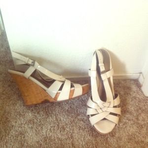 Summery wedges
