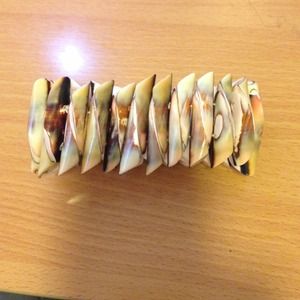 Brand new shell bangle