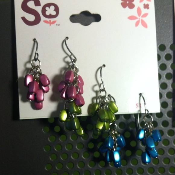 Never used drop earrings