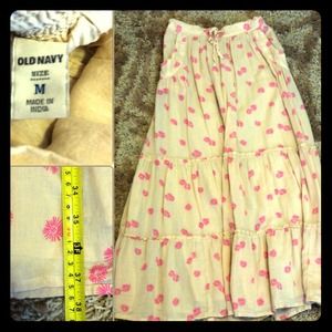 Old Navy Skirt- size M