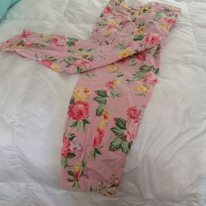 🌟🌟light, stretchy, and ready for spring!!