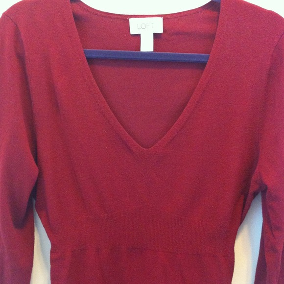 .:BUNDLED:. LOFT 3/4 sleeve maroon tunic - Picture 2 of 3