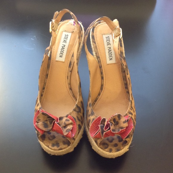 Steve Madden wedges
