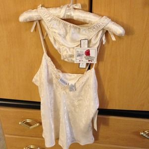 Silk lingerie with hanger
