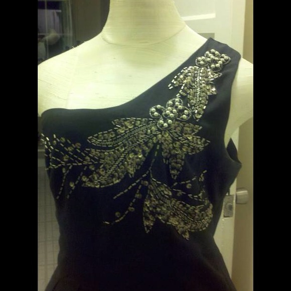 One shoulder sequins dress! - Picture 4 of 4
