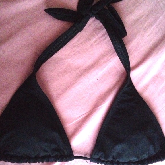 🎉REDUCED Black VS Halter Bikini Top