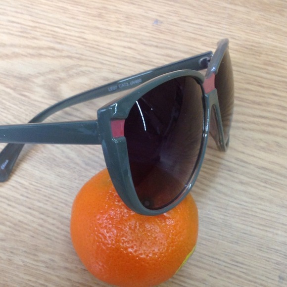 🌹SALE🌹Item 140/2. - Picture 3 of 4