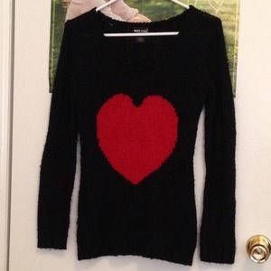 Wet seal heart sweater