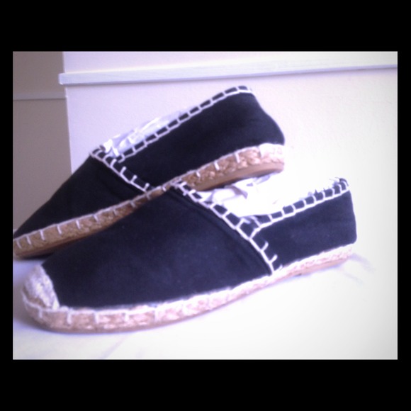 Black canvass  espadrilles