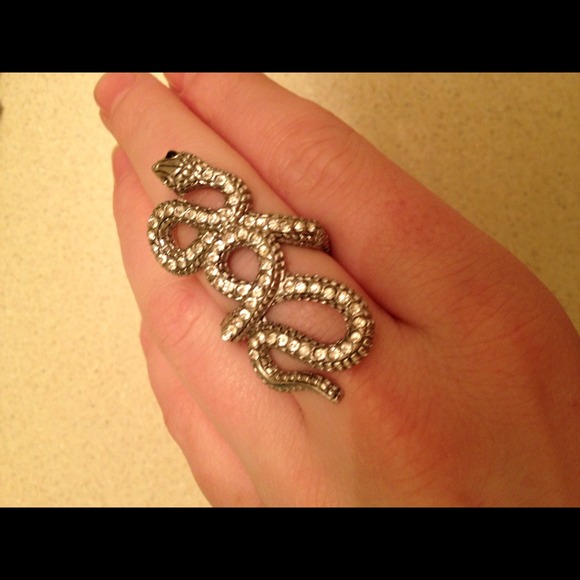 Snake ring - Picture 1 of 1