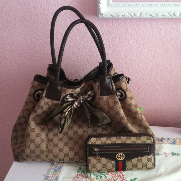 Inspired gucci bag & wallet