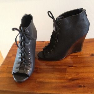 Simply Vera Wang Peep Toe Wedge Booties