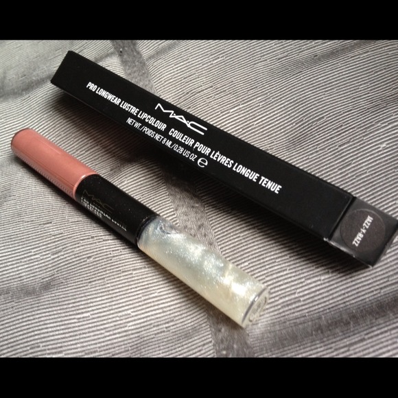 BRAND NEW MAC prolong long wear lustre lipcolour