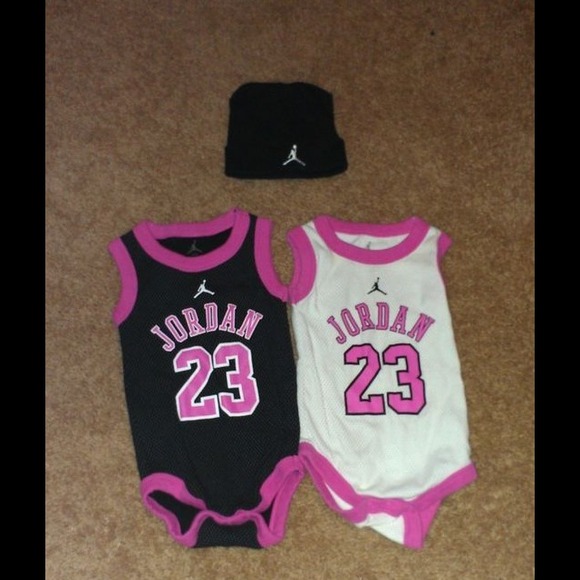 Lot of 50+ baby clothes