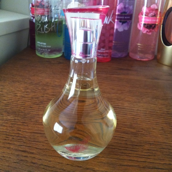 SOLD!!! Paris Hilton Can can eau de parfum