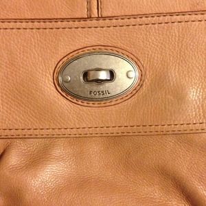 Fossil leather bag. REDUCED!