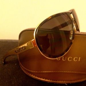 **SOLD**Gucci aviator sunglasses 1566 brown Havana