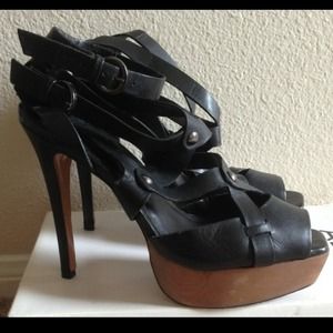 Aldo Strappy Black Platform Sandals Heels 39 9