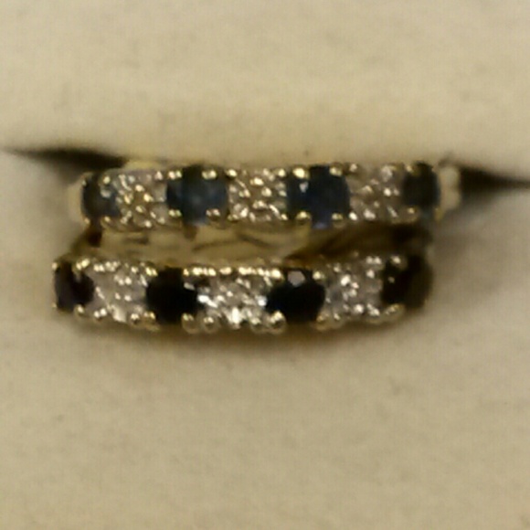 (REDUCED) Beautiful Sapphire and Diamond Ring - Picture 3 of 4