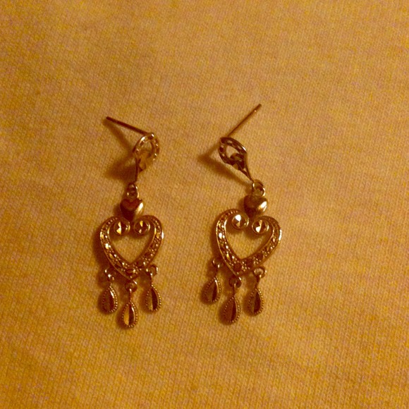 Reserved for @plus 14k gold heart earrings.