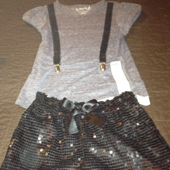 Girls top and shorts