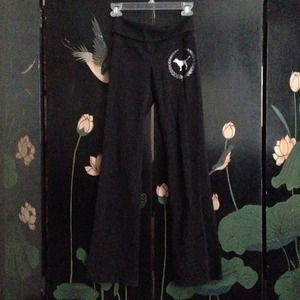 💢💢SOLD💢💢 Victoria's Secret PINK yoga pants