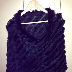 💔SOLD💔 @warmbody BcBg Shawl