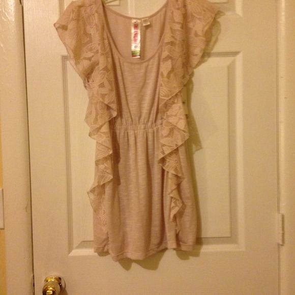 🎀🎀SOLD🎀🎀Playful Top