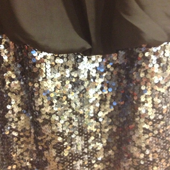 Gorgeous Adrianna Papell dress. New w/o tag - Picture 2 of 3