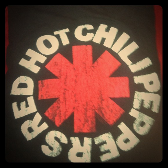 Red Hot Chili Peppers tshirt