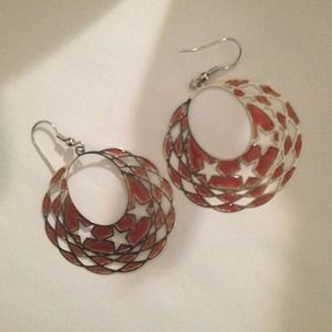 Star dangling earrings