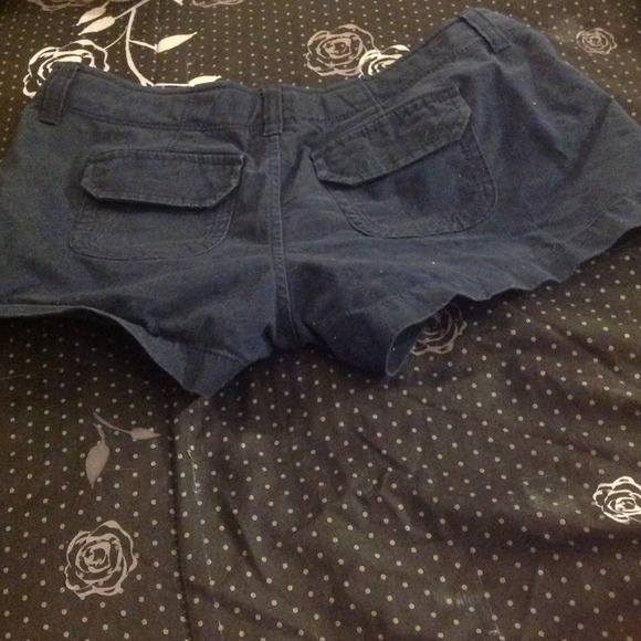 blue shorts - Picture 2 of 4