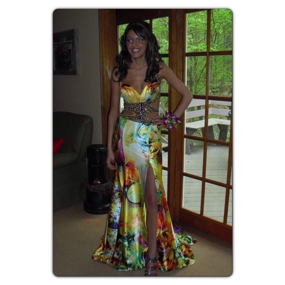 Jasz Couture Prom Dress - Picture 3 of 4