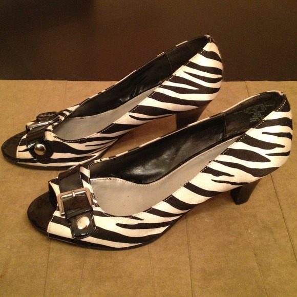 Zebra heals