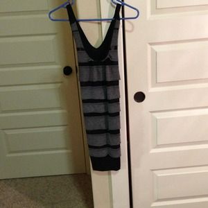 Very sexy ruffle tank (semi are thru)