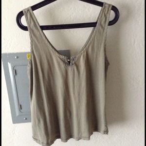💋⬇Urban Outfitters Ruched Back Tank in Green