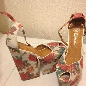 JC 4-evz  ivory coral floral 🔴SOLD🔴