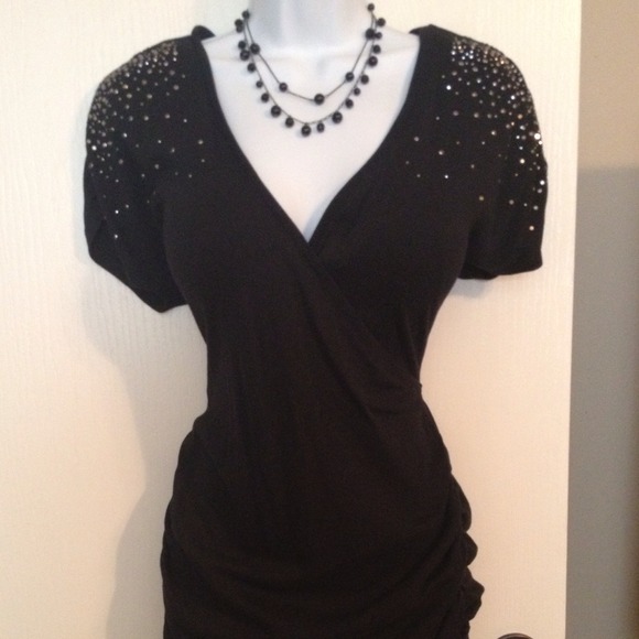 SOLD!!! Express sexy basic top