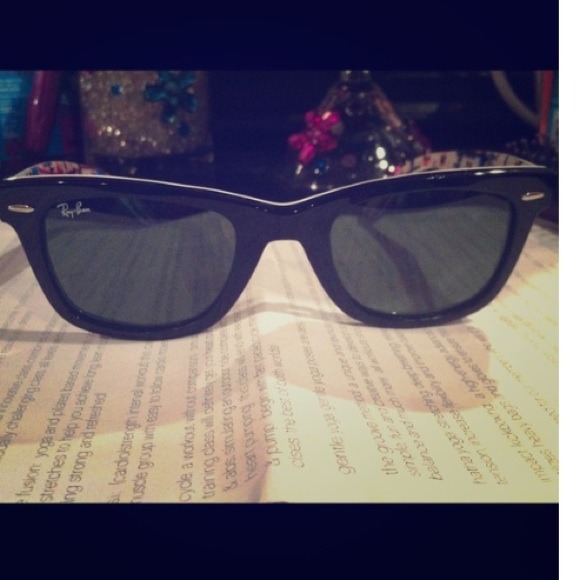 Ray-Ban Accessories - Authentic Black Ray Bans Rare💕