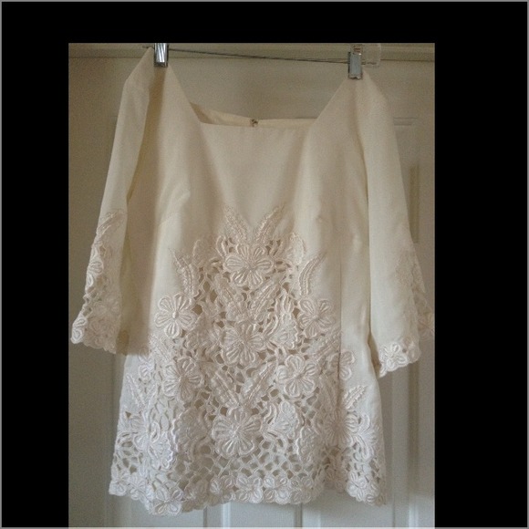 Vintage Lace Top Size Med