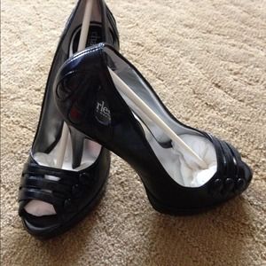 Charles David Very sexy black leather pumps