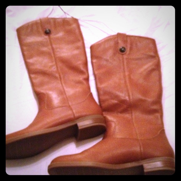 Upper leather Boots