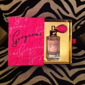 Brand new in box Victoria's secret gorgeous!!!