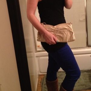 TRADED: @mako10 Hobo International beige clutch