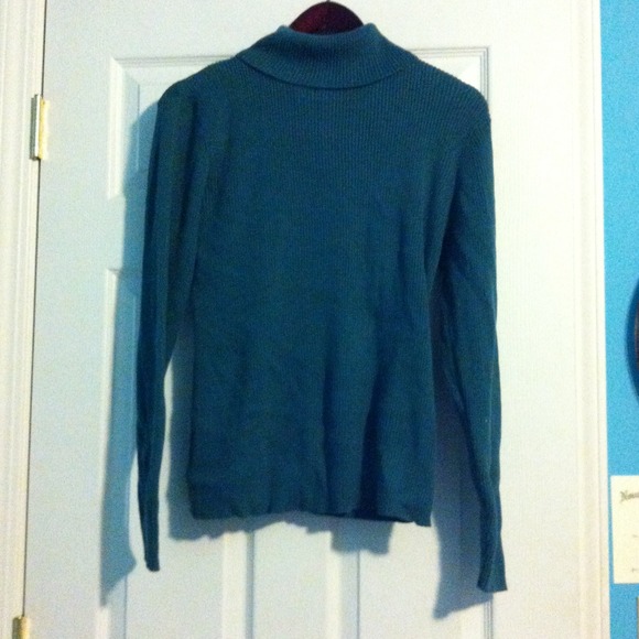Teal turtleneck - Picture 1 of 2