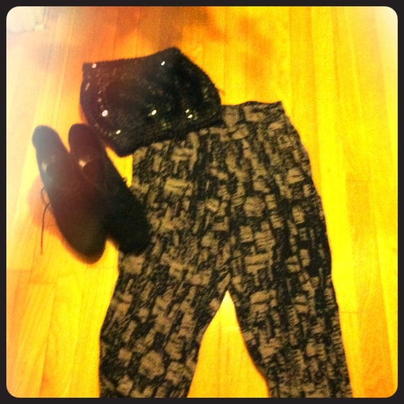 Reserved ✂✂Black and Grey Harem Cropped Pants