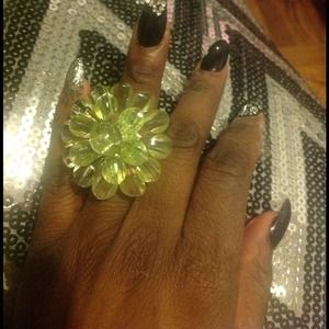 Cute light yellow ring with adjustable band.