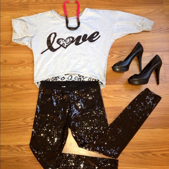 ✨💥REDUCED💥✨Black Sequin Leggings